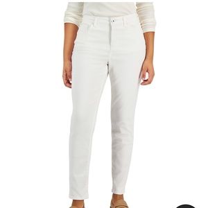 Style & Co White Curvy Girlfriend Straight Jeans, Size 10,  Wear down or…